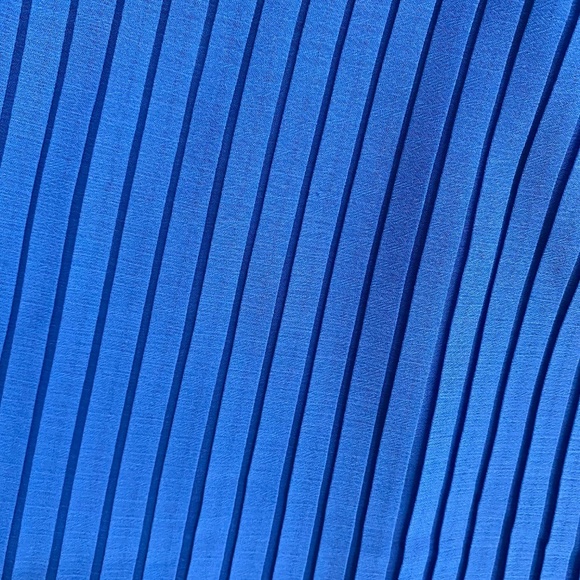 NWT Foxiedox Pleated Front Slit Floral Strap Sapphire Blue Midi Dress Size L - Picture 12 of 16